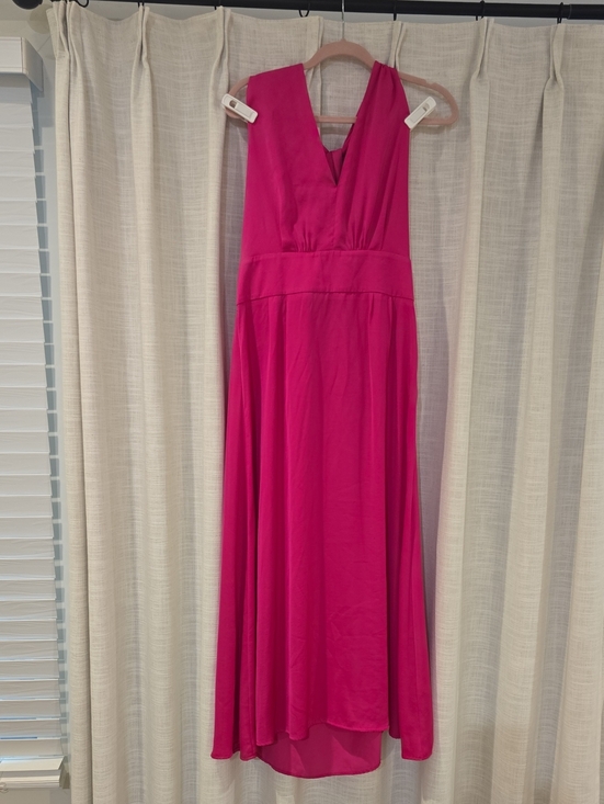 Banana Republic Dresses & Skirts - Banana Republic Fuschia SILK Halter Tie Maxi Dress